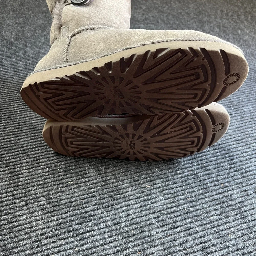 UGG australia bailey